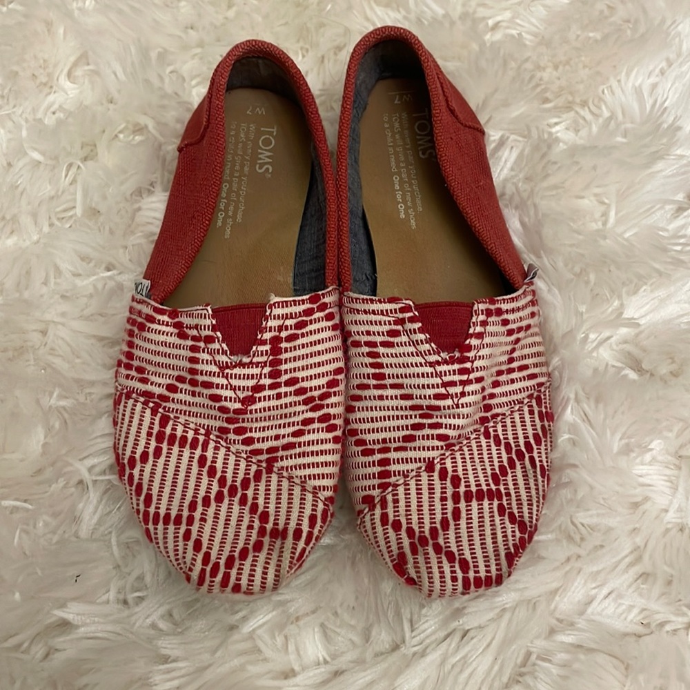 Womens Red Toms